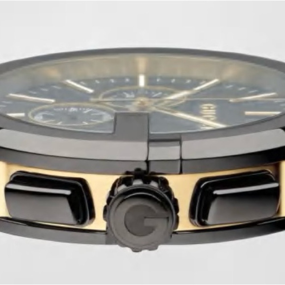 GUCCI Unisex Swiss G-Chrono XL
Black Leather Strap Watch
44mm YA101203 - Picture 3 of 5